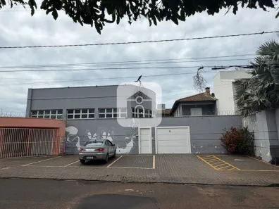 Galpão/Depósito/Armazém para alugar, 500m² no Pampulha, Uberlândia