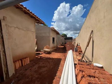 Casa de Condomínio com 2 Quartos à venda, 45m² no Nova Lima, Campo Grande