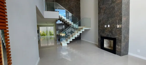 Casa de Condomínio com 4 Quartos à venda, 225m² no Igara, Canoas