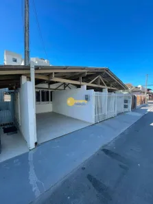 Casa com 2 Quartos para alugar, 85m² no Cordeiros, Itajaí