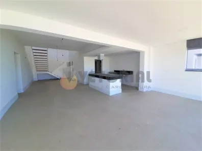 Cobertura com 4 Quartos à venda, 266m² no Indaiá, Caraguatatuba