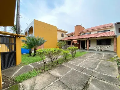 Casa com 4 Quartos à venda, 180m² no Mirim, Praia Grande