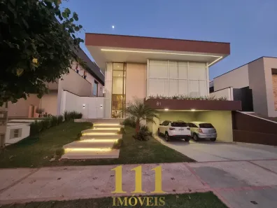 Casa de Condomínio com 3 Quartos à venda, 200m² no Itapecirica, Taubaté