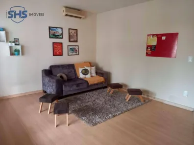 Casa com 3 Quartos para alugar, 241m² no Velha, Blumenau