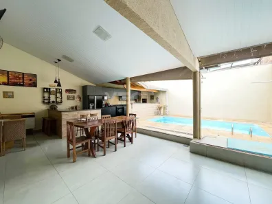 Casa com 2 Quartos à venda, 185m² no Jardim Soraia, São José do Rio Preto