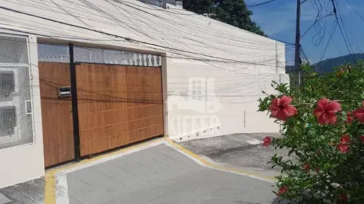 Casa com 2 Quartos à venda, 70m² no Sapê, Niterói