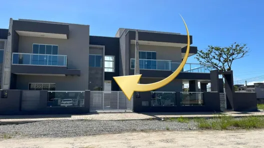 Sobrado com 3 Quartos à venda, 118m² no Barra do Saí, Itapoá