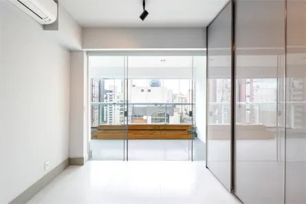 Apartamento com 2 Quartos para venda ou aluguel, 54m² no Indianópolis, São Paulo
