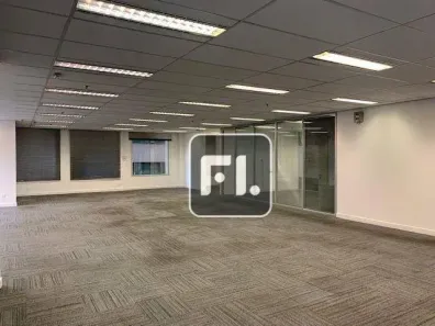 Sala Comercial para alugar, 311m² no Vila Olímpia, São Paulo