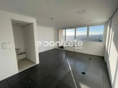 Sala Comercial à venda, 33m² no Novo Homero Thon, Santo André