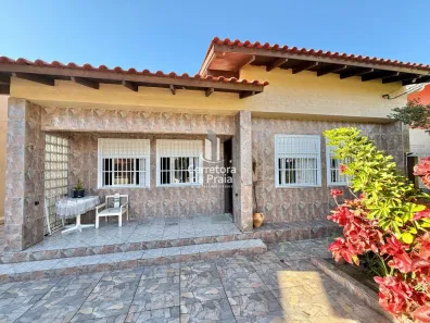 Casa com 5 Quartos à venda, 180m² no Barra, Tramandaí