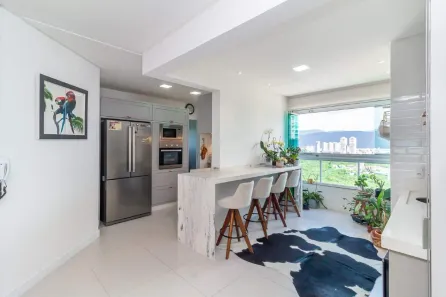 Apartamento com 3 Quartos à venda, 110m² no Meia Praia, Itapema
