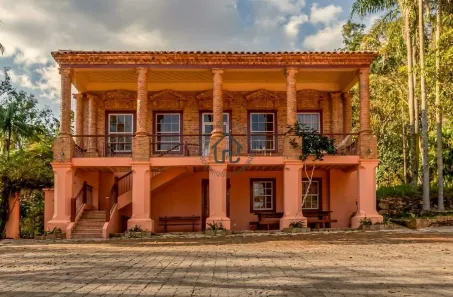 Fazenda/Sítio com 6 Quartos à venda, 1310000m² no Centro, Morungaba