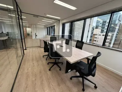 Sala Comercial para alugar, 295m² no Vila Gertrudes, São Paulo