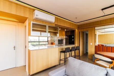 Apartamento com 3 Quartos para alugar, 97m² no Petrópolis, Porto Alegre