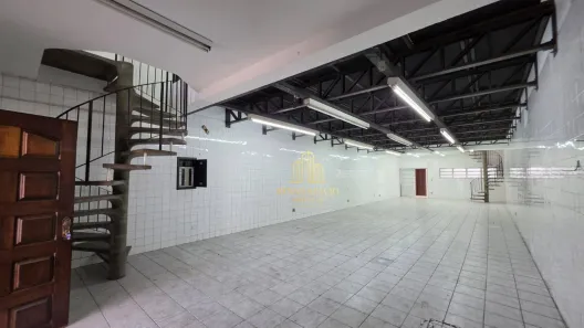 Prédio Comercial para alugar, 280m² no Lapa, São Paulo
