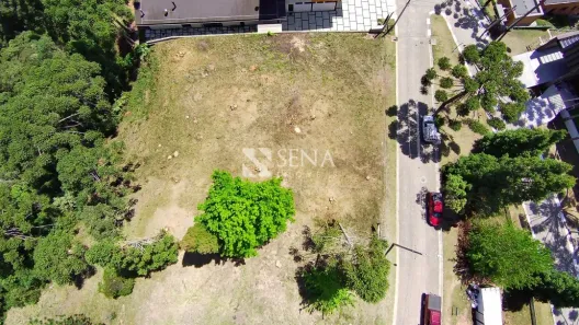 Lote/Terreno à venda, 1003m² no Alto do Capivari, Campos do Jordão