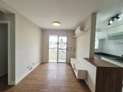 Apartamento com 2 Quartos para alugar, 56m² no Loteamento Villa Branca, Jacareí