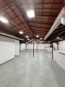Ponto Comercial para alugar, 180m² no Glória, Vila Velha