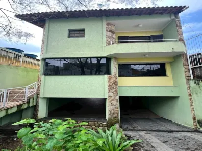 Sobrado com 4 Quartos à venda, 300m² no km 18, Osasco