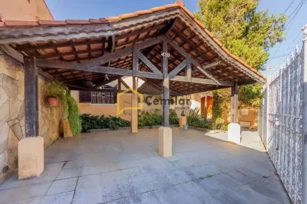Casa com 3 Quartos para alugar, 272m² no Vila Guilhermina, São Paulo