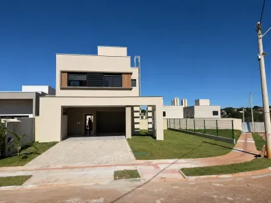 Casa de Condomínio com 4 Quartos à venda, 200m² no Residencial Jardins Lyon, Aparecida de Goiânia