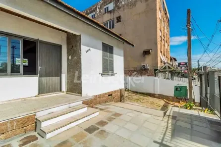 Sala Comercial para alugar, 67m² no Passo da Areia, Porto Alegre