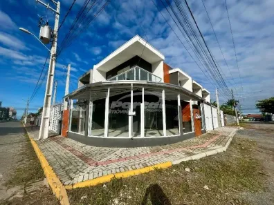 Casa com 2 Quartos para alugar, 80m² no Itacolomi, Balneário Piçarras