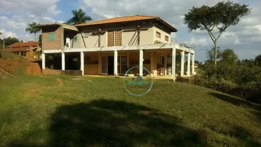 Fazenda/Sítio com 3 Quartos à venda, 225m² no Capim Fino, São Pedro