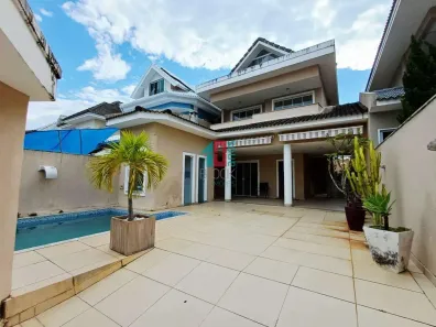 Casa de Condomínio com 5 Quartos à venda, 235m² no Recreio dos Bandeirantes, Rio de Janeiro
