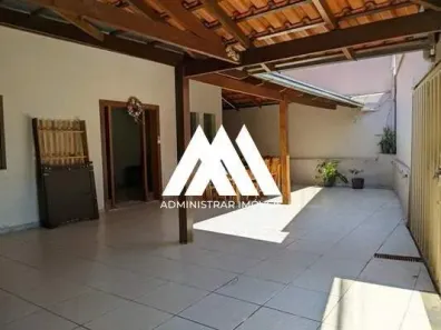 Casa com 2 Quartos à venda, 95m² no Cerqueira Lima, Itaúna