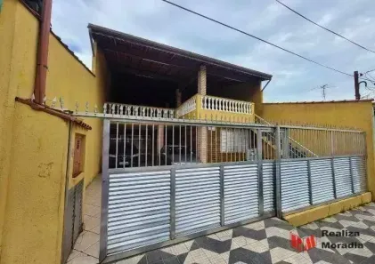 Casa com 3 Quartos à venda, 250m² no Três Montanhas, Osasco