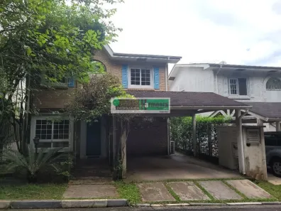 Casa com 4 Quartos para alugar, 221m² no Bosque do Vianna, Cotia