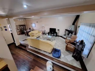 Casa com 3 Quartos à venda, 238m² no Nonoai, Porto Alegre