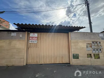 Casa com 2 Quartos para alugar, 100m² no Setor Leste Universitário, Goiânia