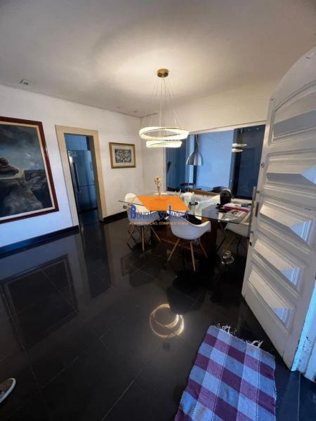 Casa com 4 quartos — Planalto, Belo Horizonte