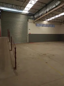 Galpão/Depósito/Armazém para alugar, 838m² no Jardim Eliane, Cotia