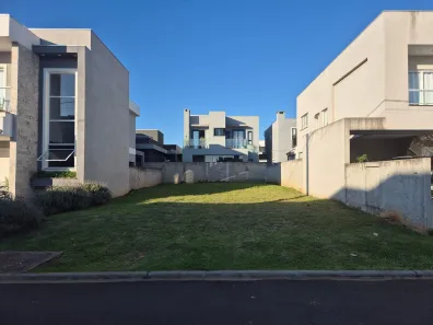 Lote/Terreno à venda, 200m² no Cará-cará, Ponta Grossa