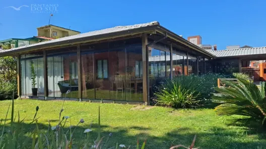 Casa com 1 Quarto à venda, 265m² no Pântano do Sul, Florianópolis
