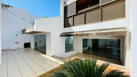 Casa com 4 Quartos à venda, 330m² no Lídice, Uberlândia