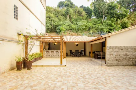 Apartamento com 3 Quartos à venda, 216m² no Santa Helena, Juiz de Fora