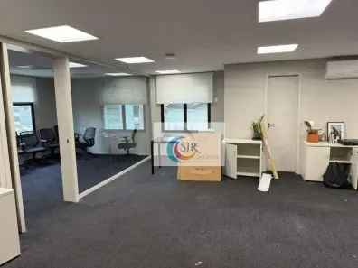 Sala Comercial para alugar, 220m² no Liberdade, São Paulo