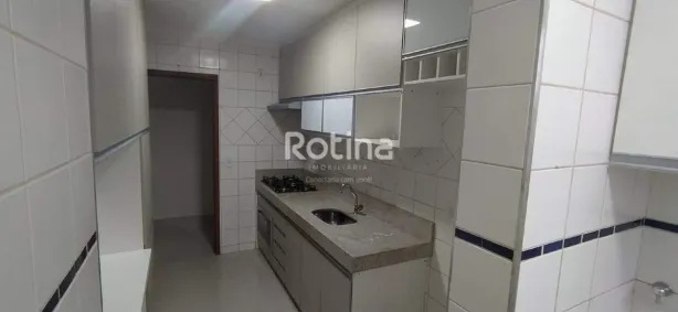 Apartamento com 3 Quartos à venda, 76m² no Presidente Roosevelt, Uberlândia