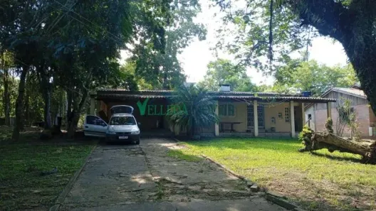 Fazenda/Sítio com 4 Quartos à venda, 900m² no Águas Claras, Viamão