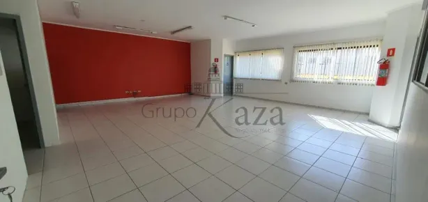Prédio Comercial para alugar, 175m² no Jardim Satélite, São José dos Campos