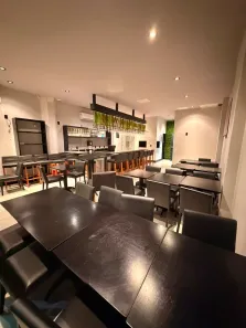 Ponto Comercial para alugar, 77m² no Copacabana, Rio de Janeiro
