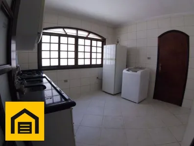 Sobrado com 3 Quartos à venda, 238m² no Vila Bocaina, Mauá