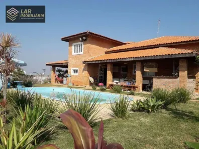 Fazenda/Sítio com 3 Quartos à venda, 280m² no Centro, Botucatu