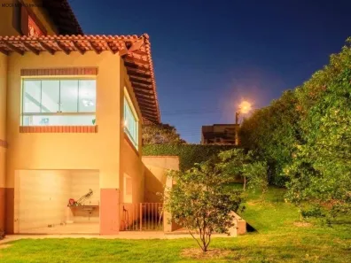 Sobrado com 3 Quartos à venda, 380m² no Alto Ipiranga, Mogi das Cruzes