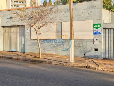 Imóvel Comercial à venda, 86m² no Aurora, Londrina